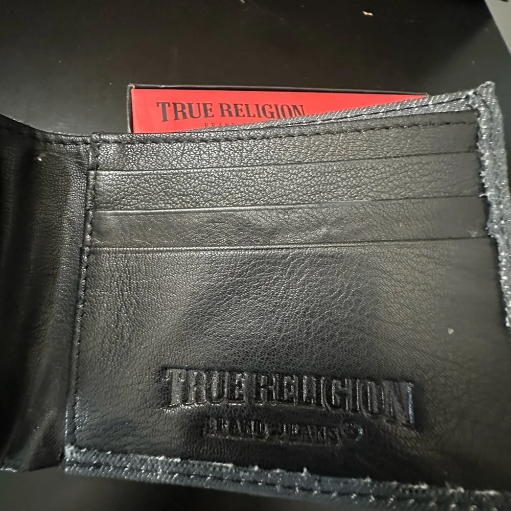 🆕True Religion Leather Wallet